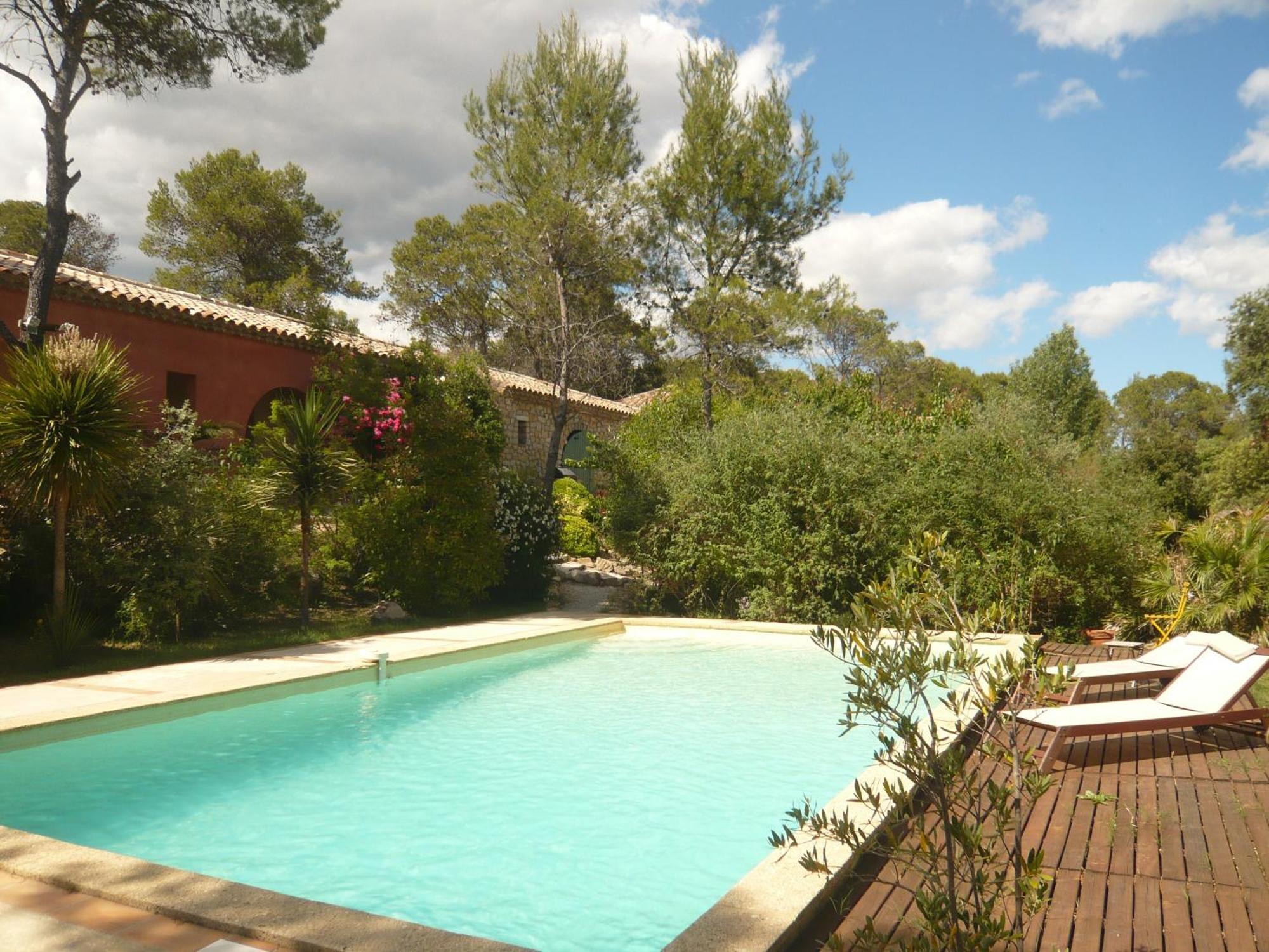 L'Ostal Du Pic St Loup Bed & Breakfast Saint-Jean-de-Cuculles Exterior photo